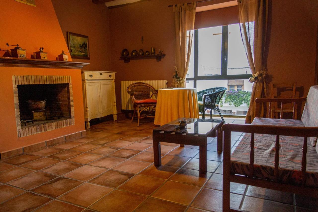 Casa Rural Villahermosa Torrelles 外观 照片
